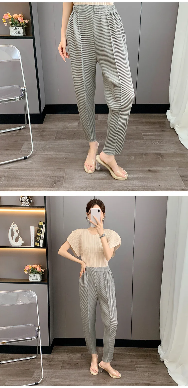 Miyake Pleated 2025 New Summer Casual Harem Pants Versatile Loose Big Yards Radish Pants Large Elastic Women's Commuter Office Miyake Pleated 2025 New Summer Casual Harem Pants Versatile Loose Big Yards Radish Pants Large Elastic Women's Commuter Office