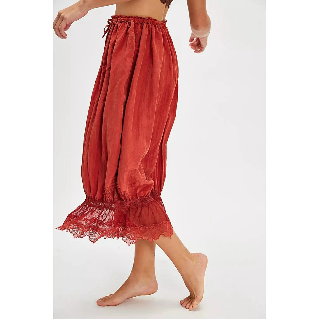 Combhasaki Women's Y2K Loose Fit Bloomers Cropped Pants Drawstring High Waist Floral Lace Patchwork Calf-Length Lantern Trousers